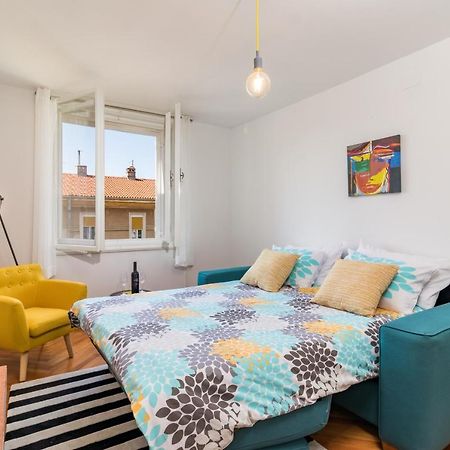 Quirky Apartment Arena With Parking Póla Kültér fotó