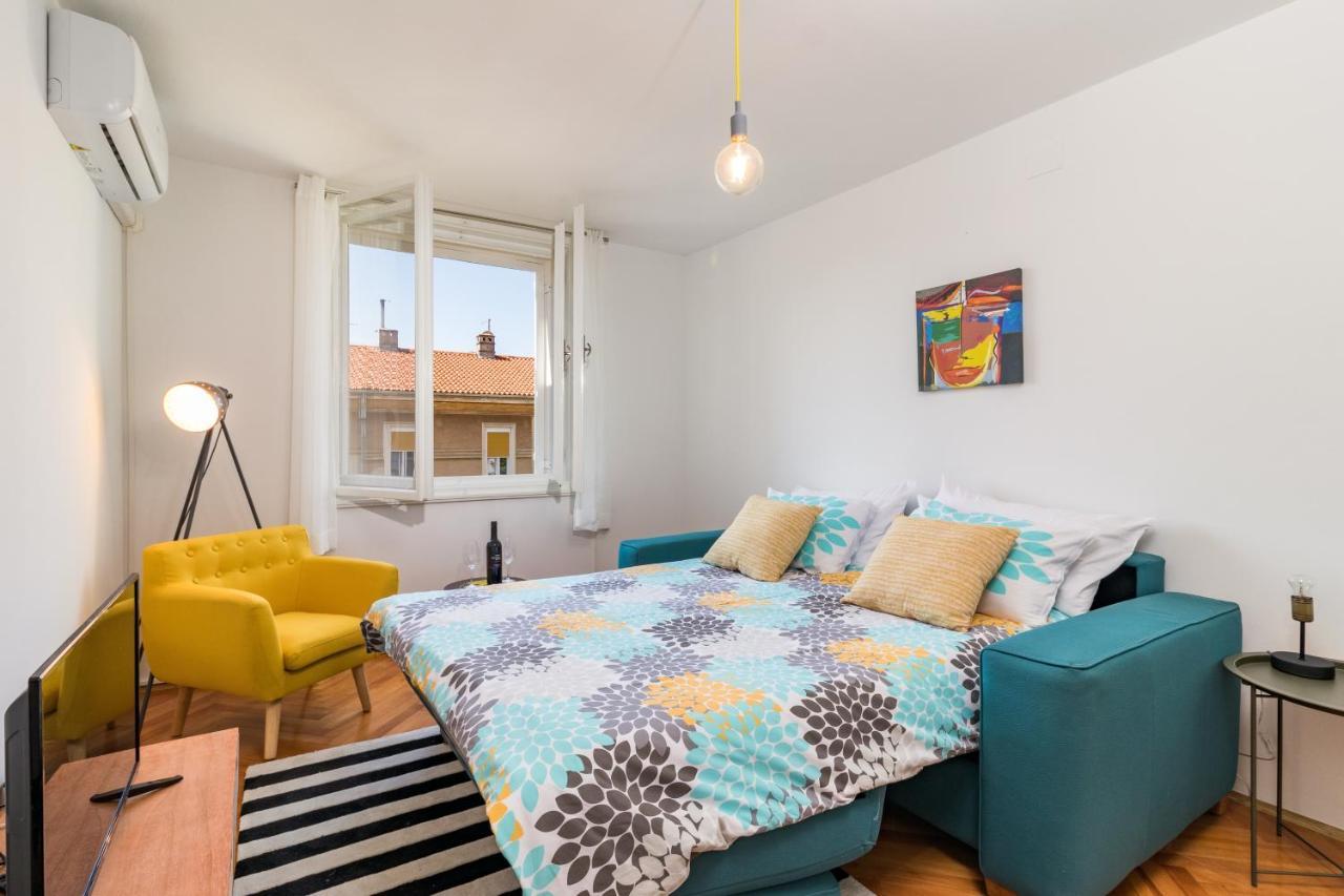 Quirky Apartment Arena With Parking Póla Kültér fotó
